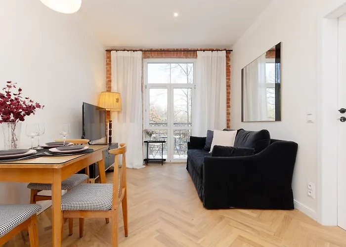 Warsaw Pruszkow Park View Comfortable Apartments By Noclegi Renters