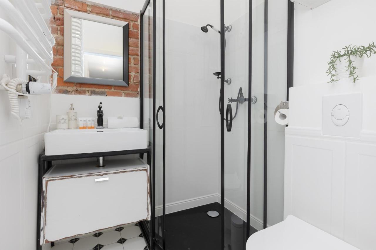 Warsaw Park View Comfortable By Renters Apartment