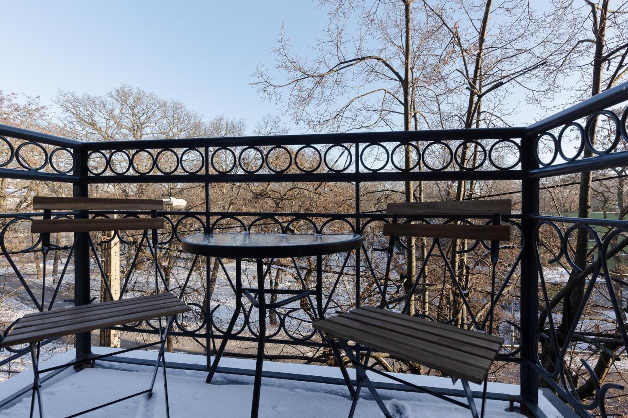 Warsaw Park View Comfortable By Renters Pruszkow