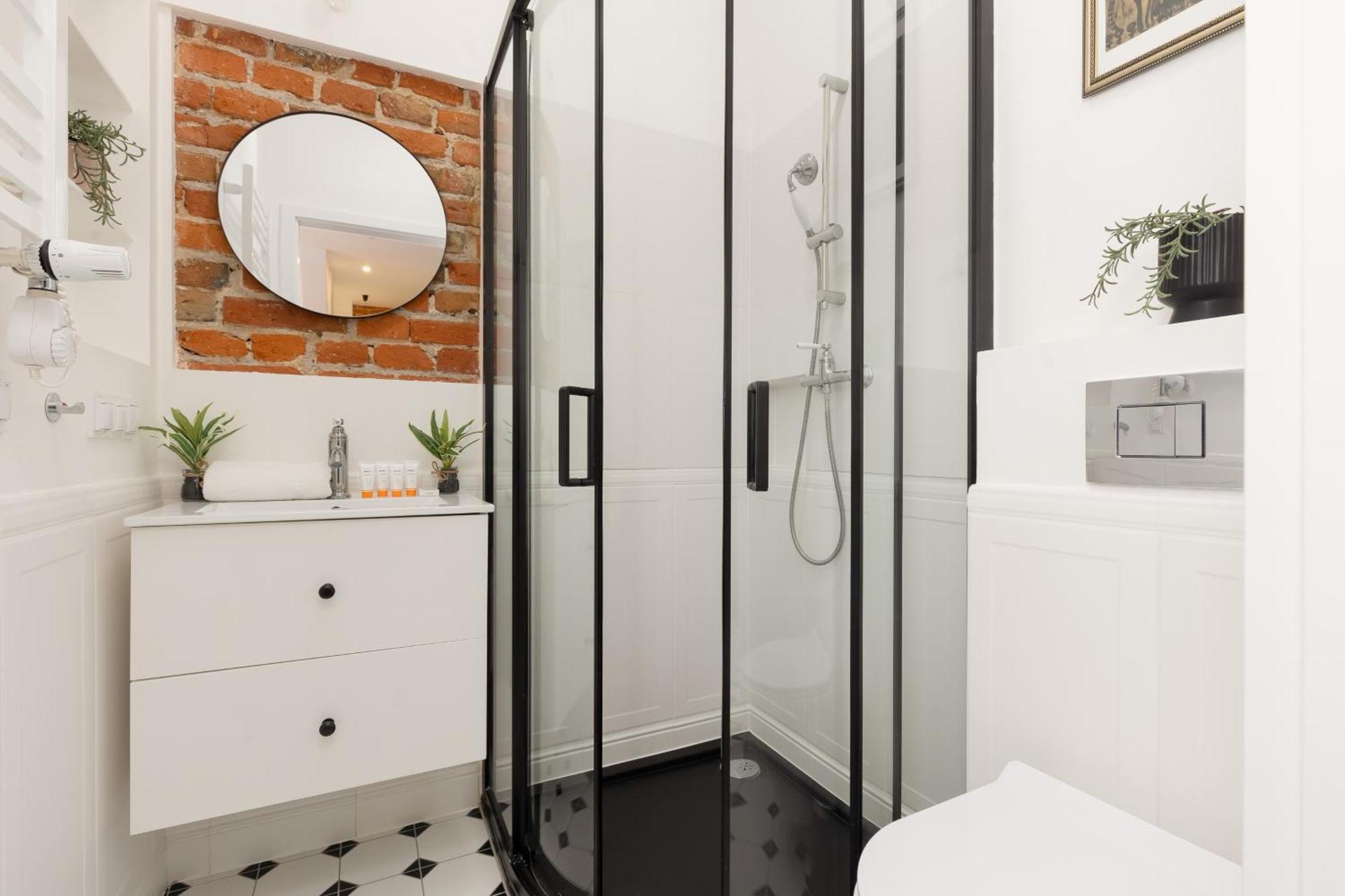Warsaw Park View Comfortable By Renters Apartment *