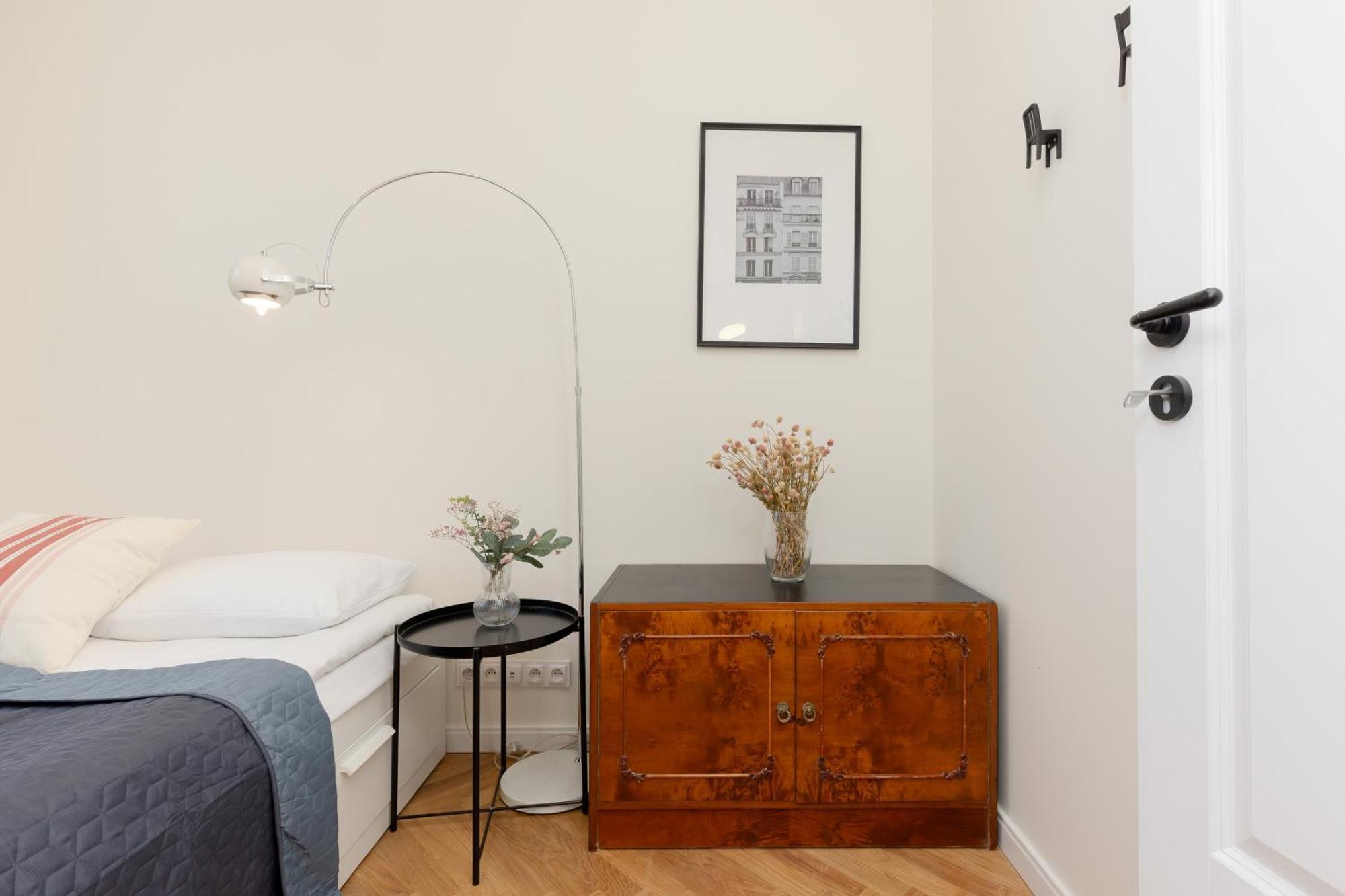 Warsaw Park View Comfortable By Renters Apartment